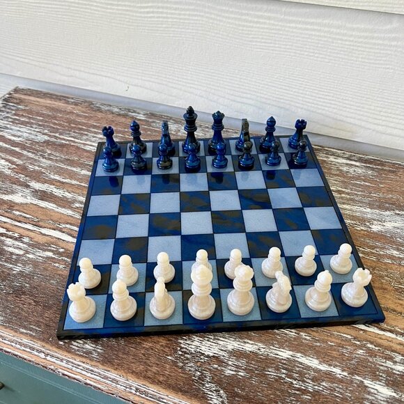 Marbled Blue-Black and Pearl White Chess Board Game with Velvet Bag 32 pieces - Picture 7 of 9